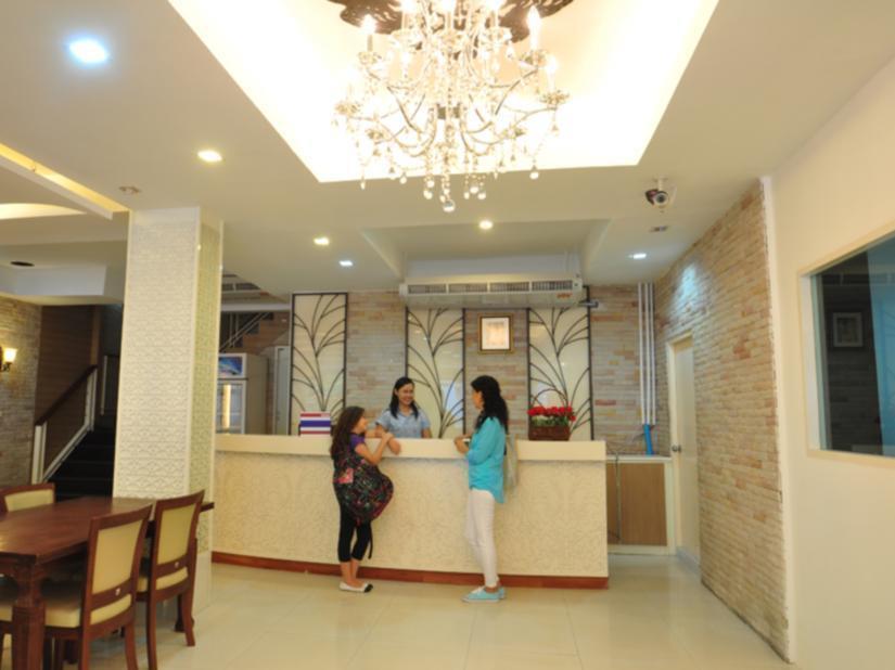 Orchid Hostel Bangkok Exterior photo