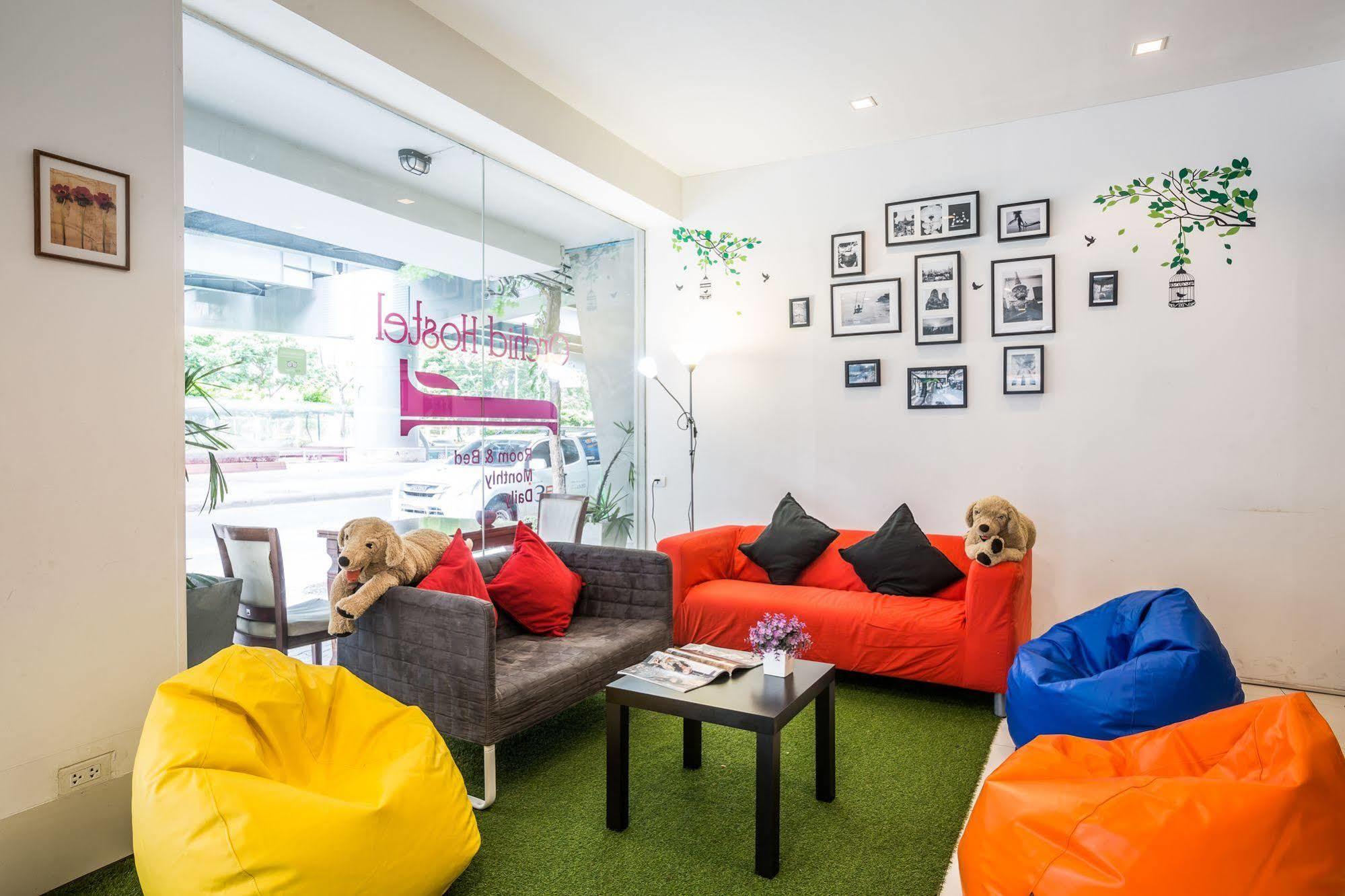 Orchid Hostel Bangkok Exterior photo